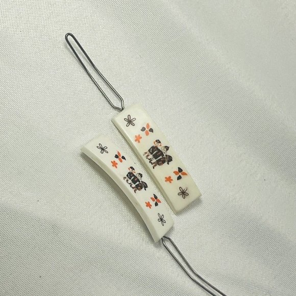 Brownie Barrettes GSA Girl Scouts One Pair Vintage 1980s Hair Accessory 1.75” - Picture 2 of 6